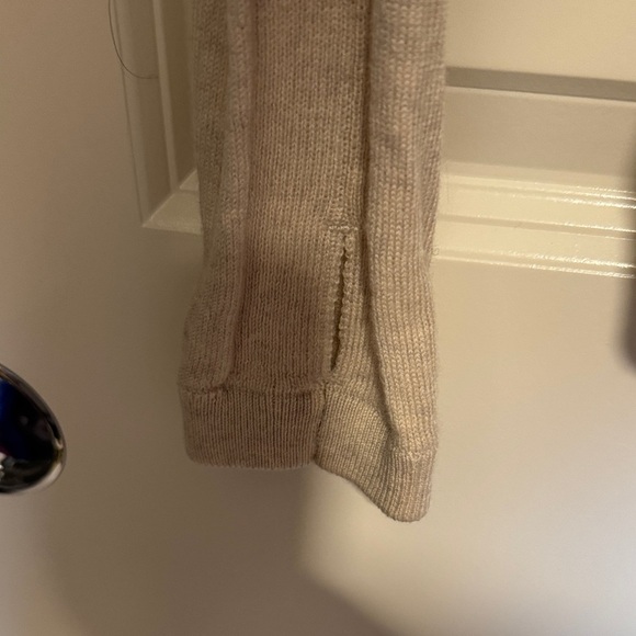 lululemon athletica wool Light Beige Long Sleeve sweater - Picture 4 of 10